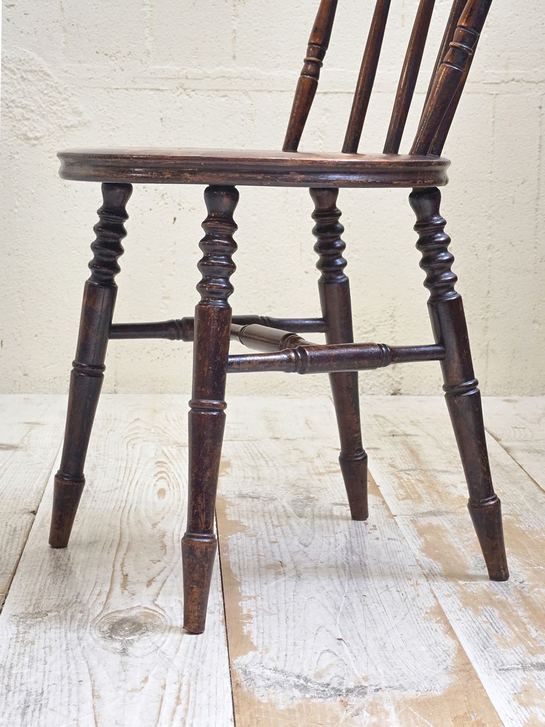 ペニーワイズ　パインチェア ペニーワイズ パインチェア 様々なデザインのKitchen chair |THE